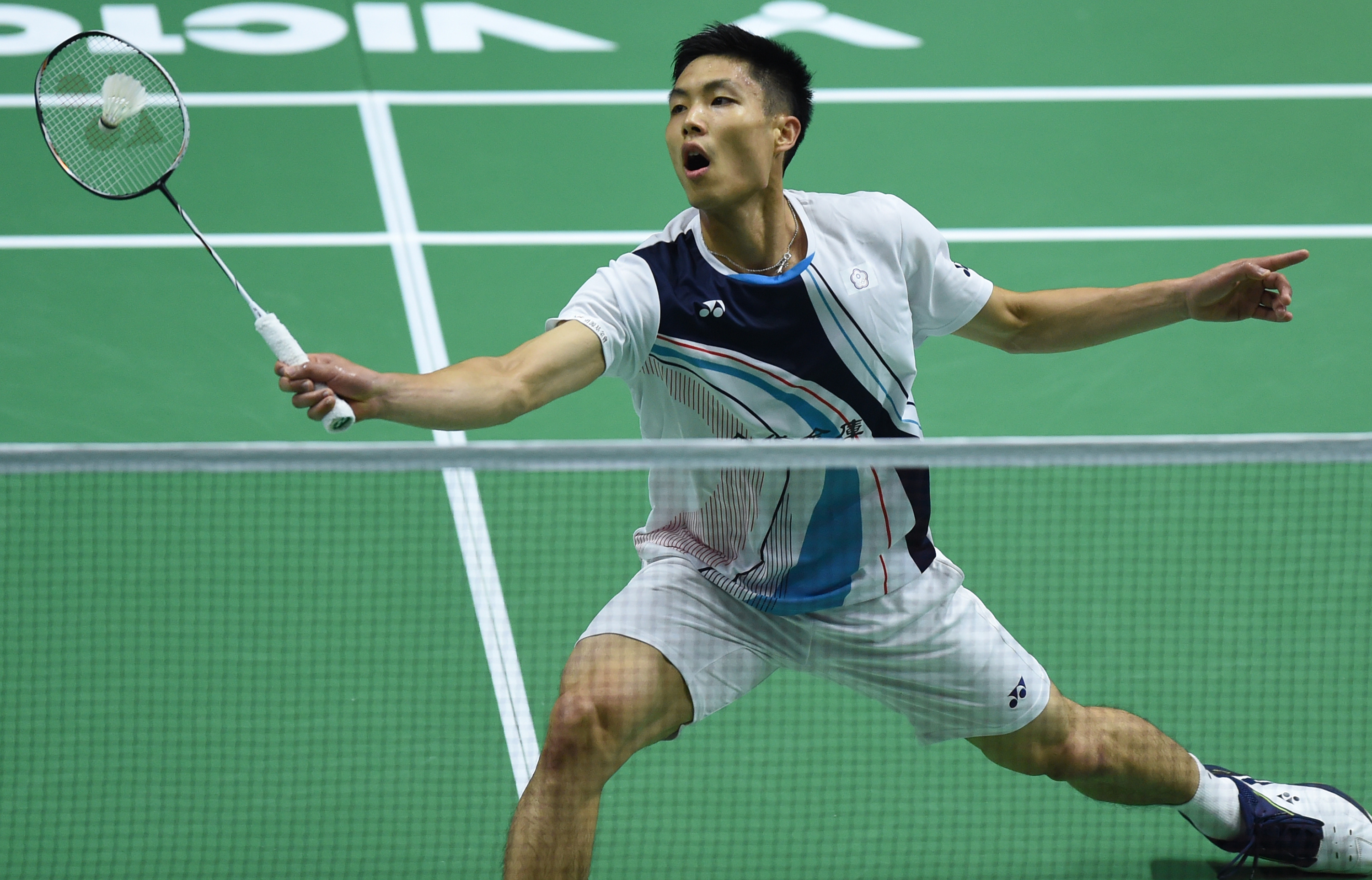 年轻的西班 年轻的西班