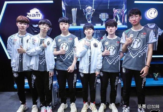 现显得满意 现显得满意