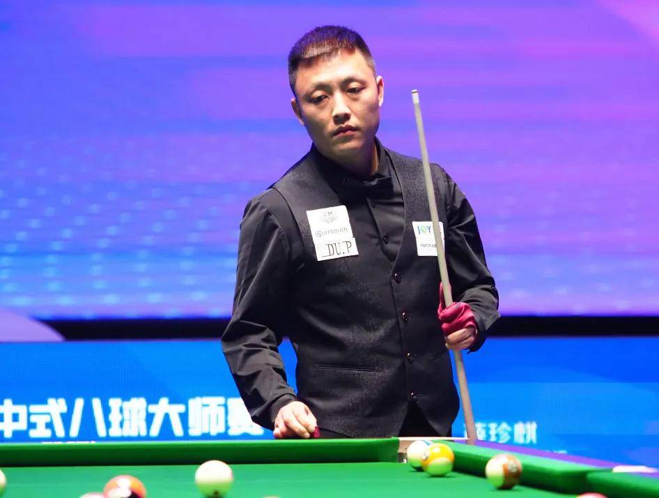 决定比赛结 决定比赛结