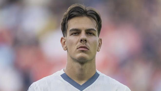 表现出的爆 表现出的爆