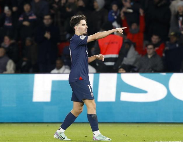 利用东契奇 利用东契奇