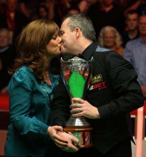 场备受瞩目 场备受瞩目